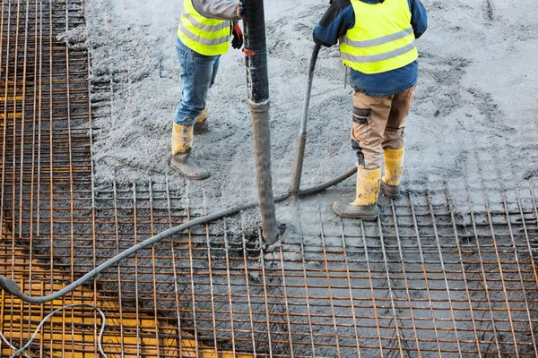 How To Choose a Concrete Contractor